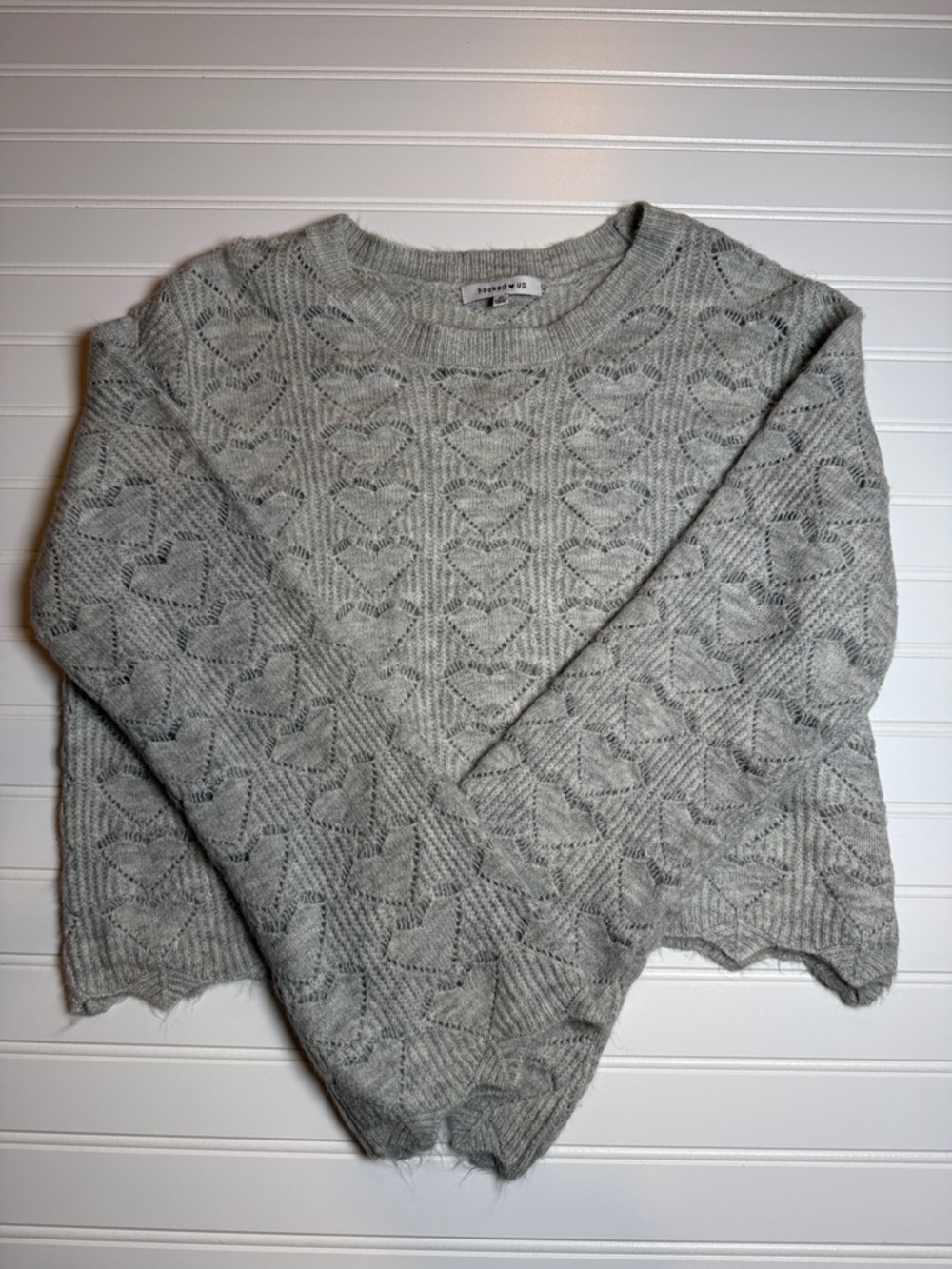 Hooked Up by IOT Light Gray Heart-Pattern Crewneck Sweater